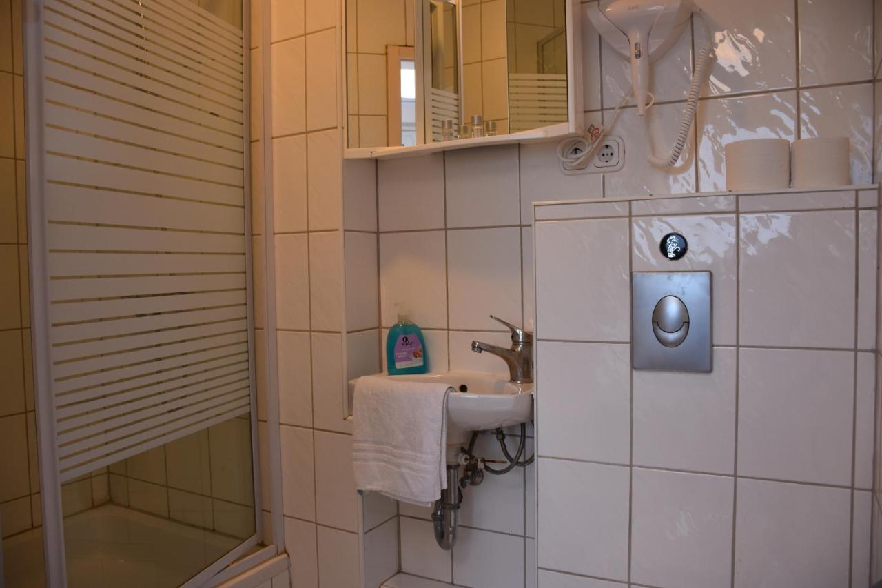 Hotel Schaum Дюссельдорф Экстерьер фото