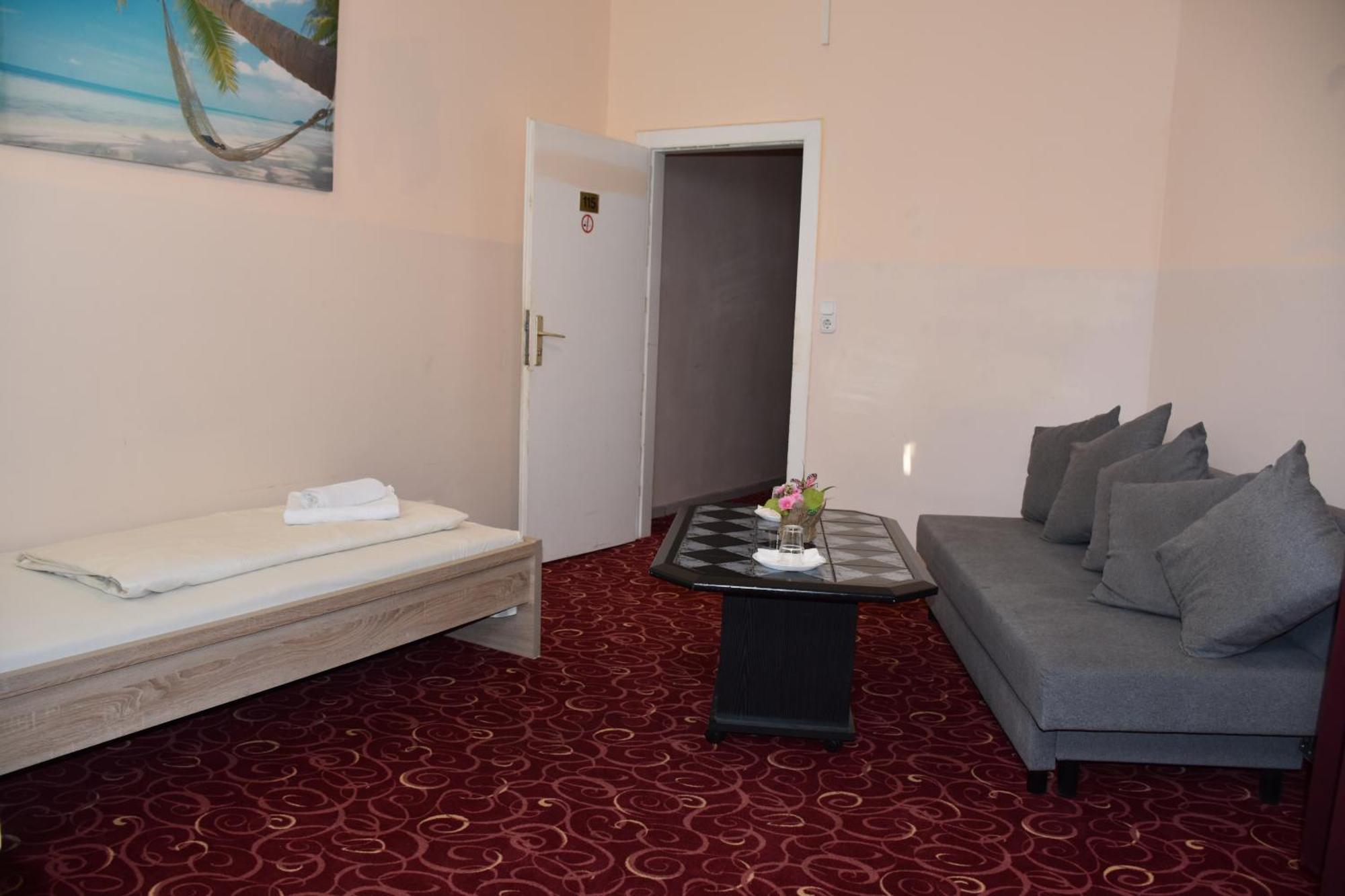 Hotel Schaum Дюссельдорф Экстерьер фото