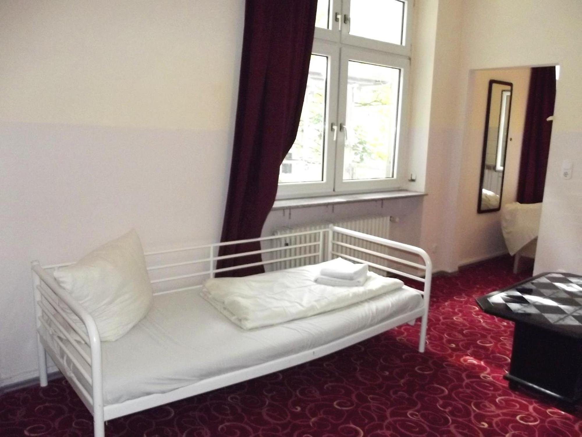 Hotel Schaum Дюссельдорф Экстерьер фото