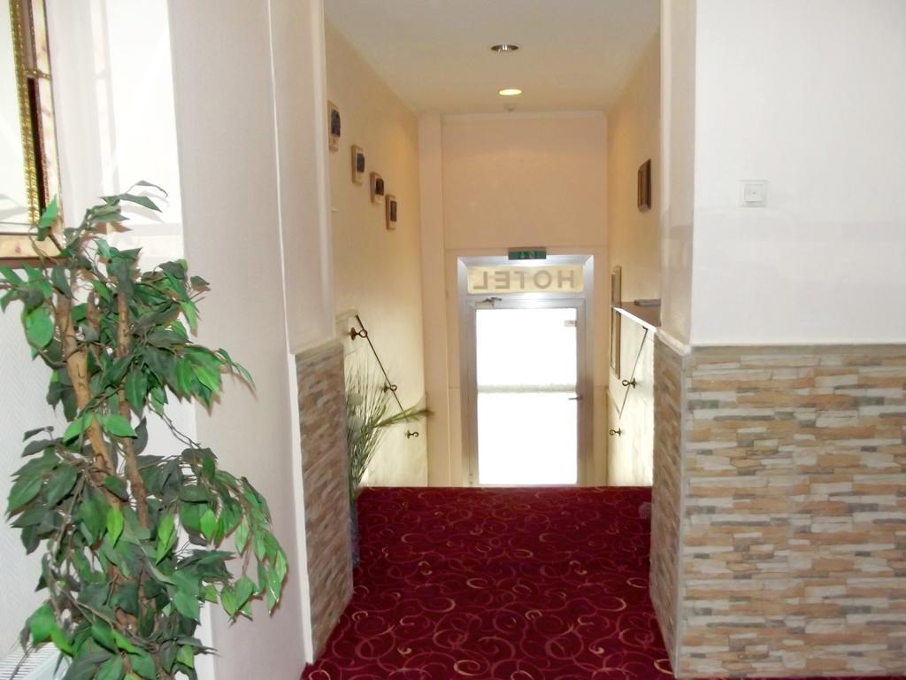Hotel Schaum Дюссельдорф Экстерьер фото