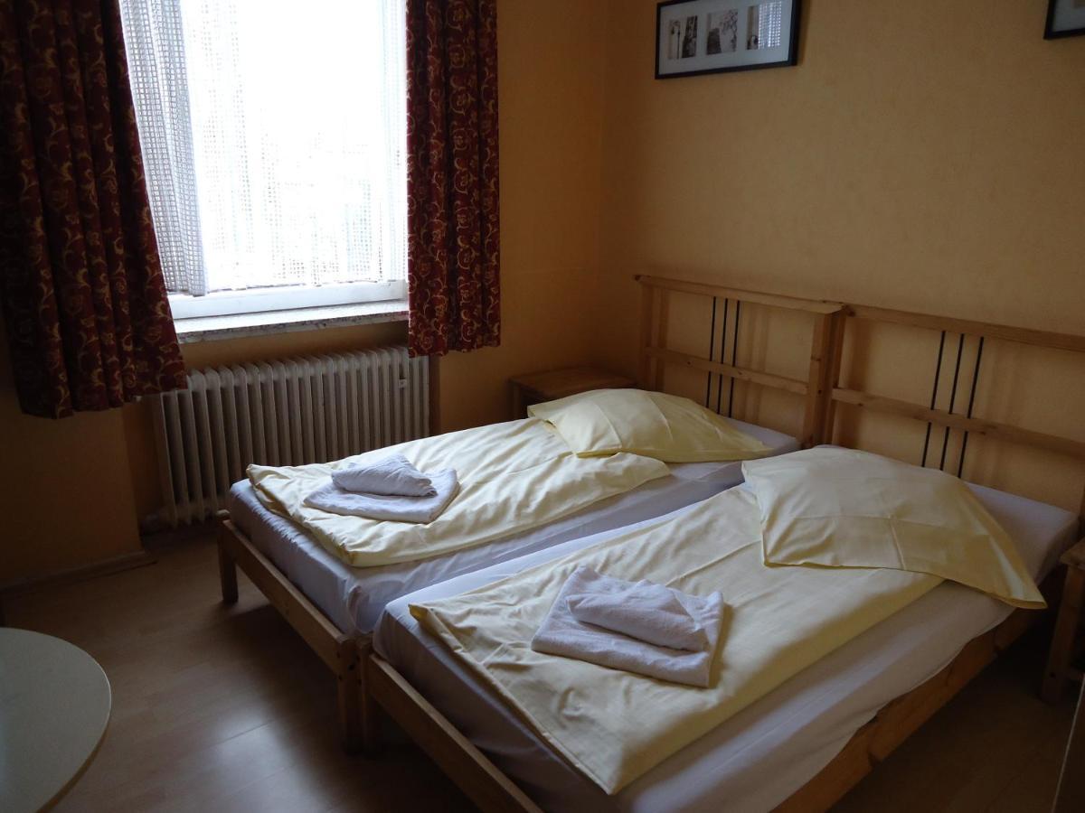 Hotel Schaum Дюссельдорф Номер фото