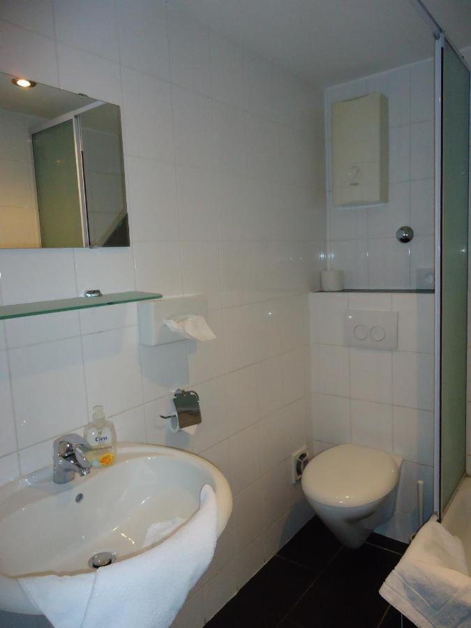 Hotel Schaum Дюссельдорф Номер фото